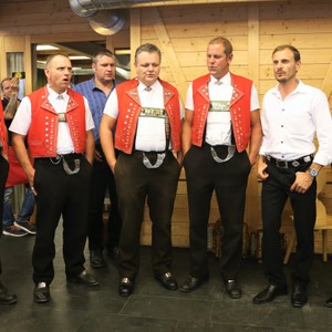Kulturabend auf dem Fronalpstock, Stoos mit "Natur Pur" und dem Appenzeller  Chlauseschuppel "&Ouml;se Schuppel"