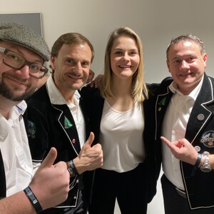 Nominiert mit Heimweh als "Best Group", getroffen haben wir Hazel Brugger.. :-)